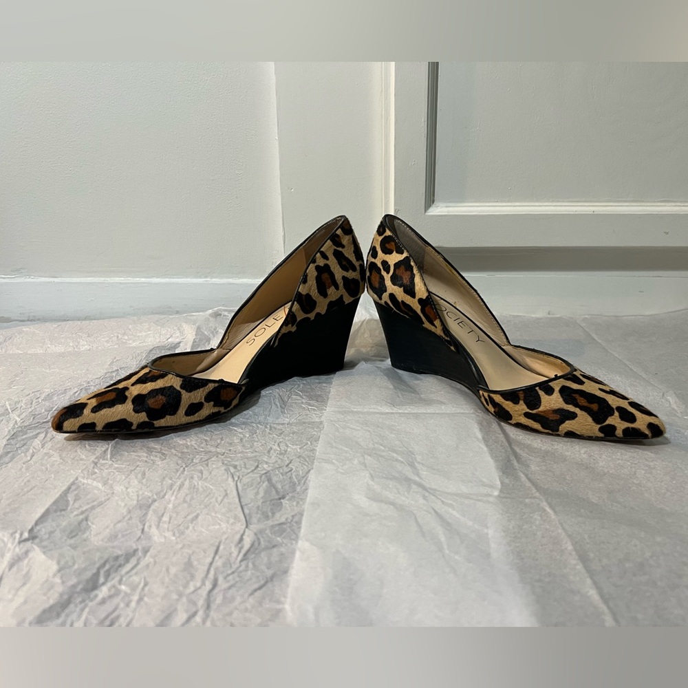 Sole Society leopard/cheetah print wedge heel